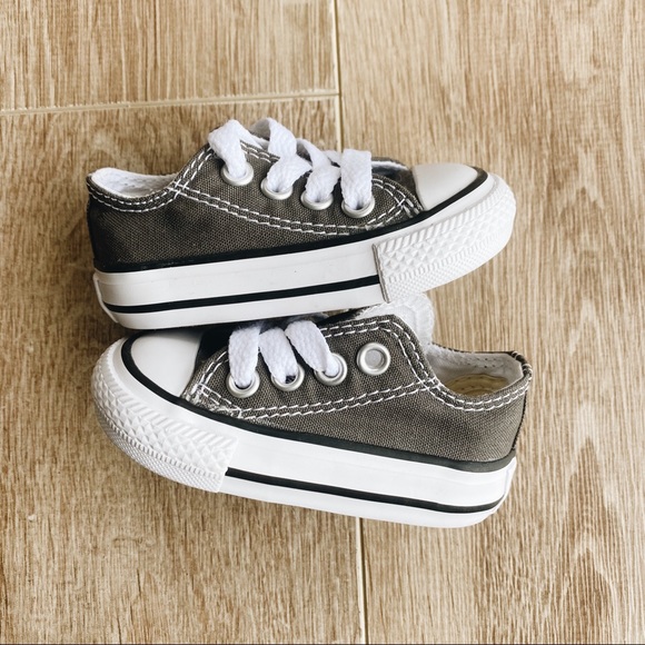 baby chucks size 2